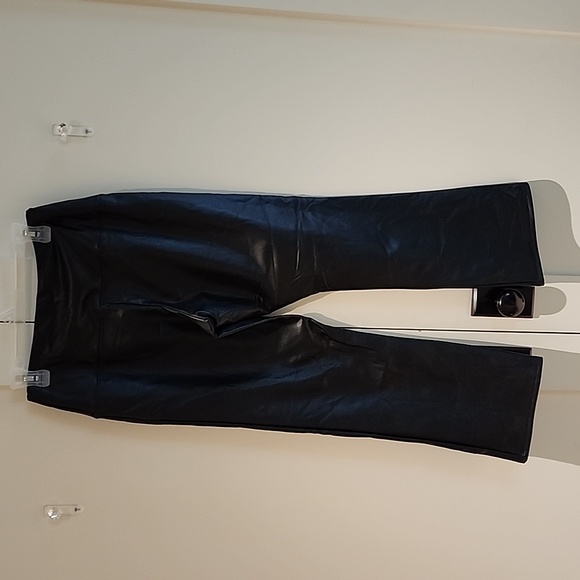 Faux leather pants - Picture 3 of 5